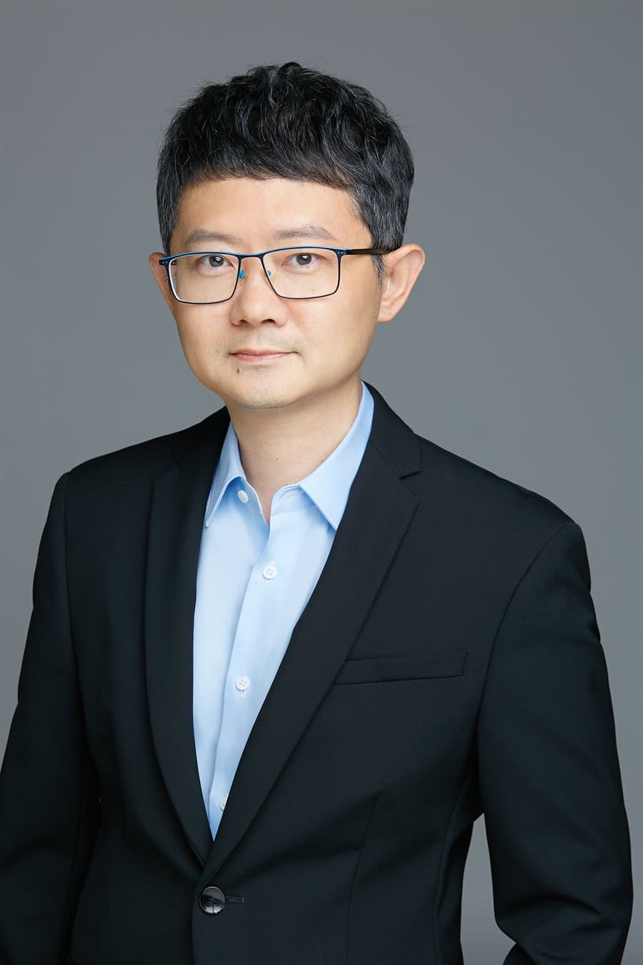 longinfo.ai 創辦人 Mike Gong 的肖像照